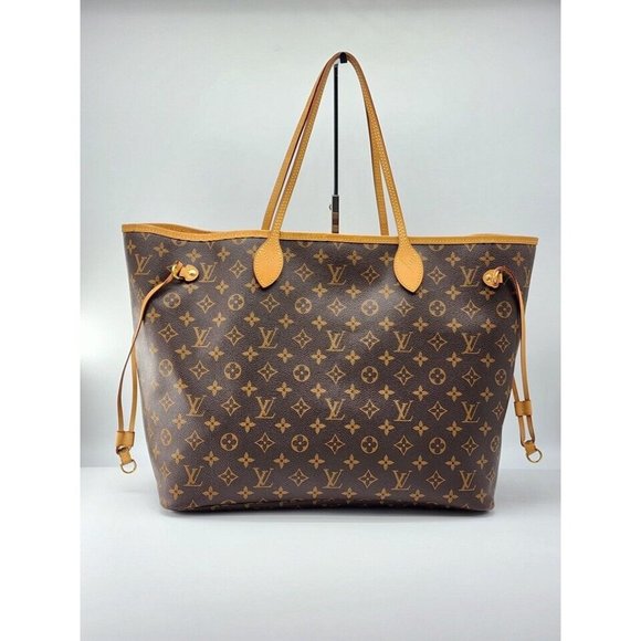 Louis Vuitton Handbags - Louis Vuitton Neverfull GM Tote in Monogram Canvas | Mint Condition